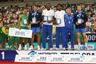 Voleibol mejores jugadores 2009.jpg